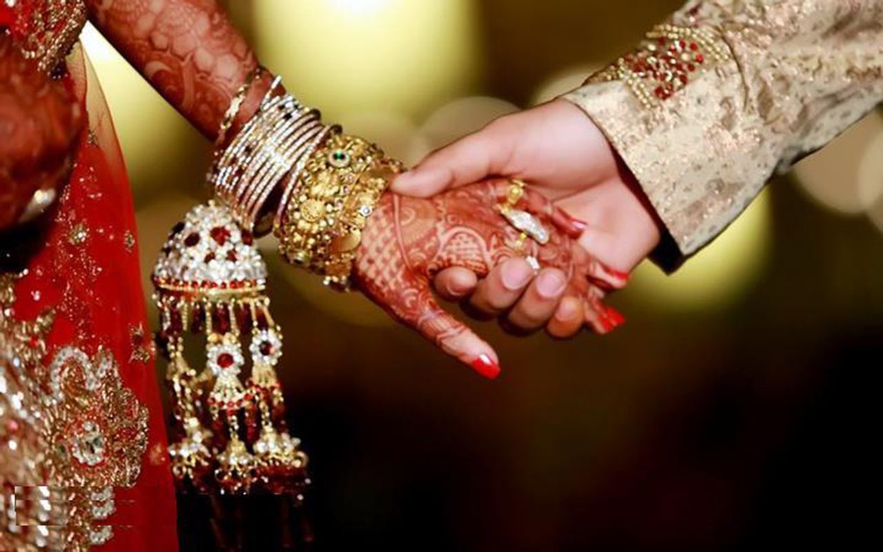 A Pakistani woman stuck in India wants to return home to Dubai