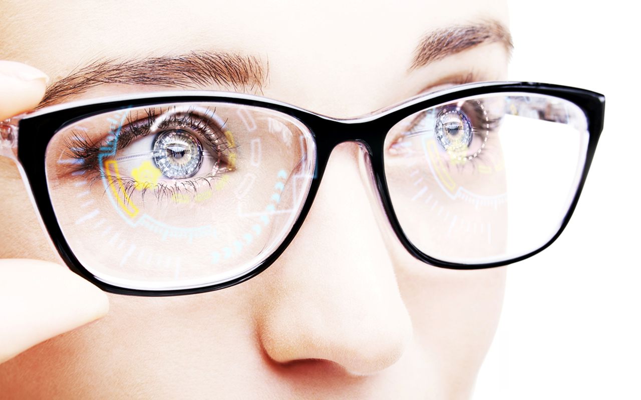 Facebook’s smart glasses just found their AR lenses