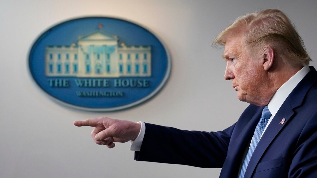 US President Donald Trump to invoke Defense Production Act to fight coronavirus. Image via Military Times.
