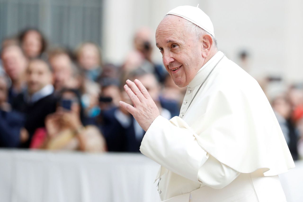 Financial regulator chief Bruelhart resigns weeks after Vatican police raids. Image via Remo Casilli.