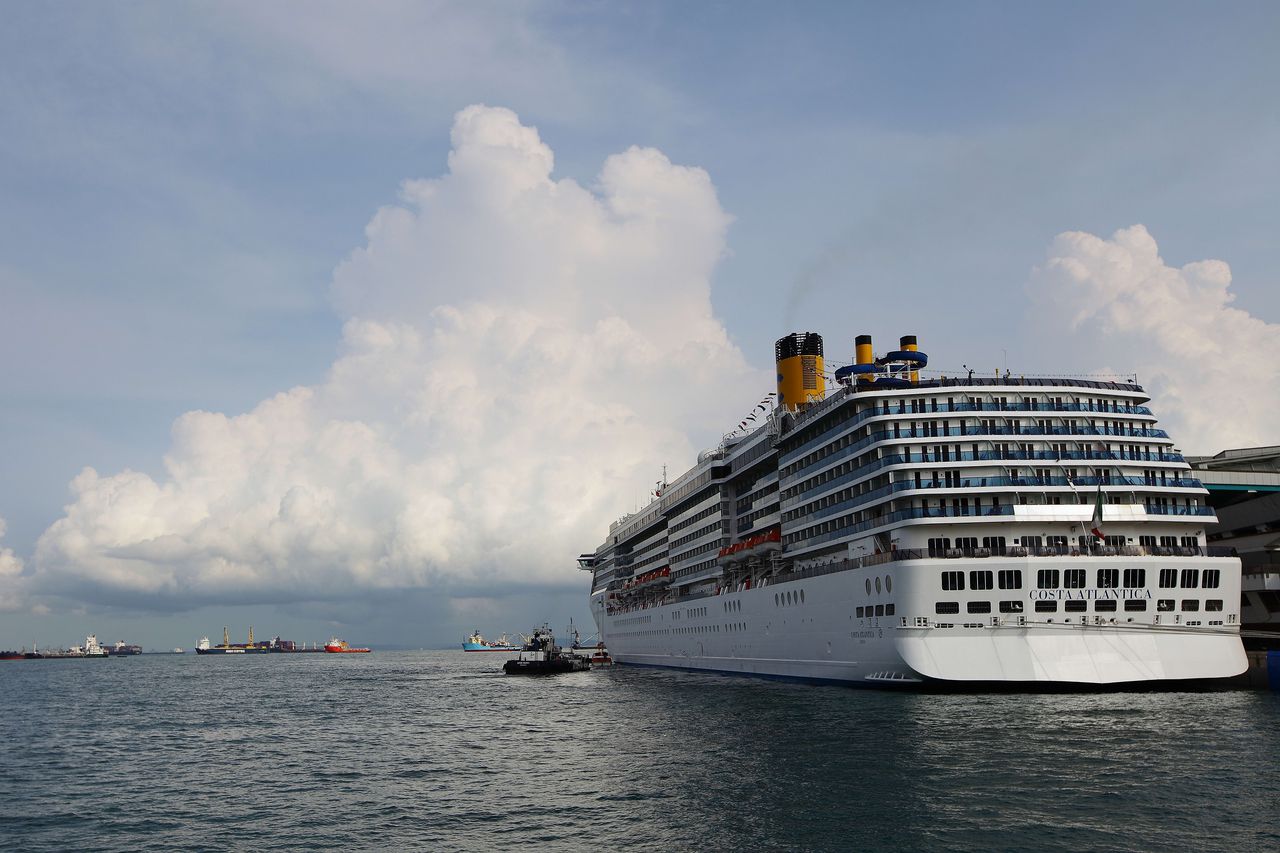 Coronavirus live updates: Japan confirms more cases on cruise ship; Bill Gates on stopping the pandemic