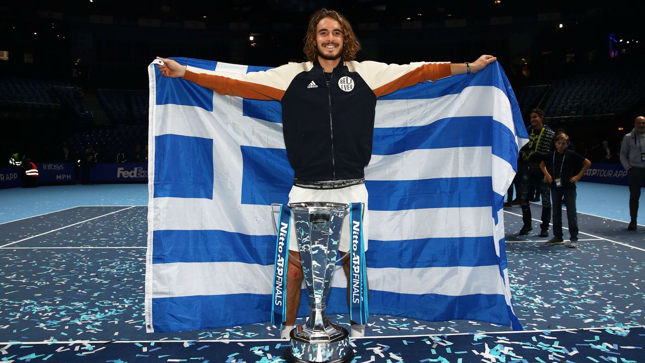 Tsitsipas beats Thiem, youngest ATP champion since 2001. Image via SkySports.