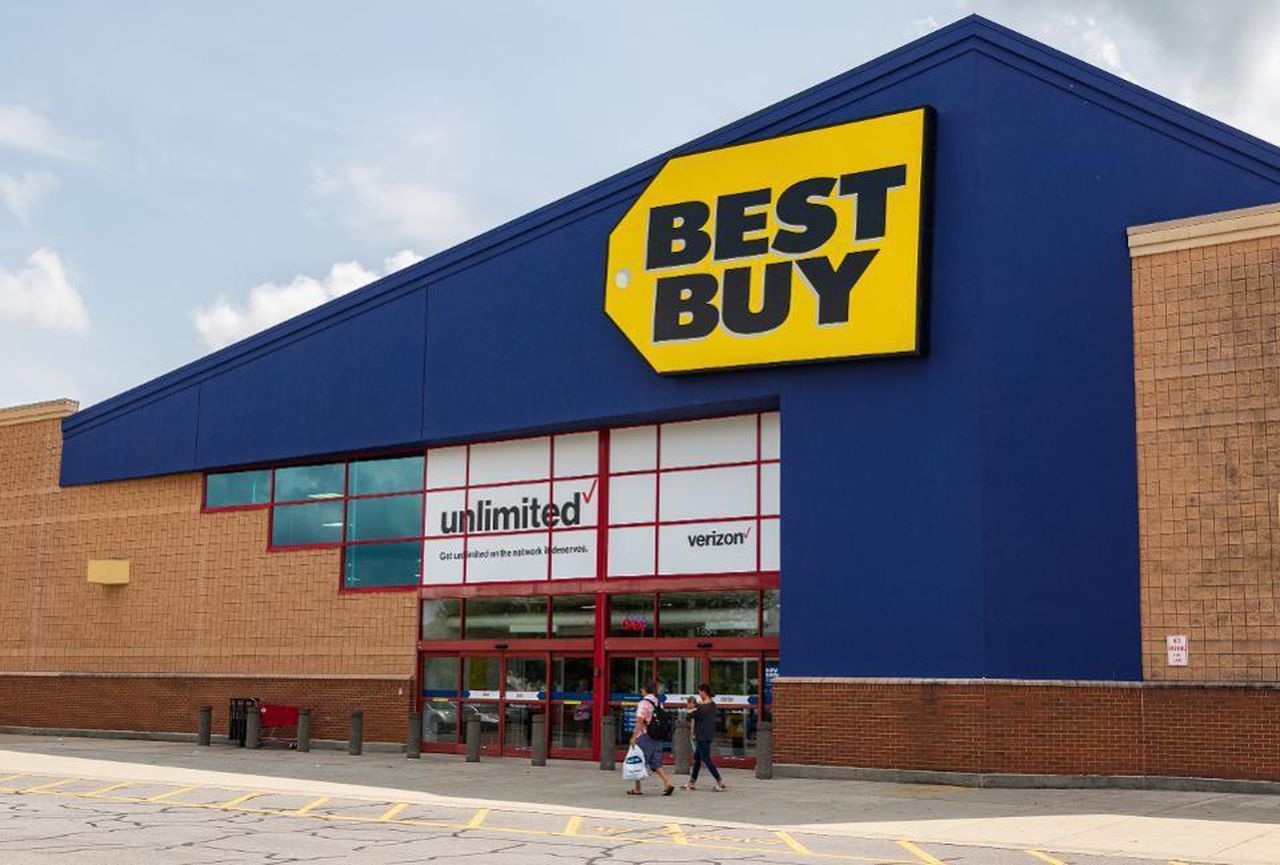 Best Buy to reopen 30 stores in Chicago