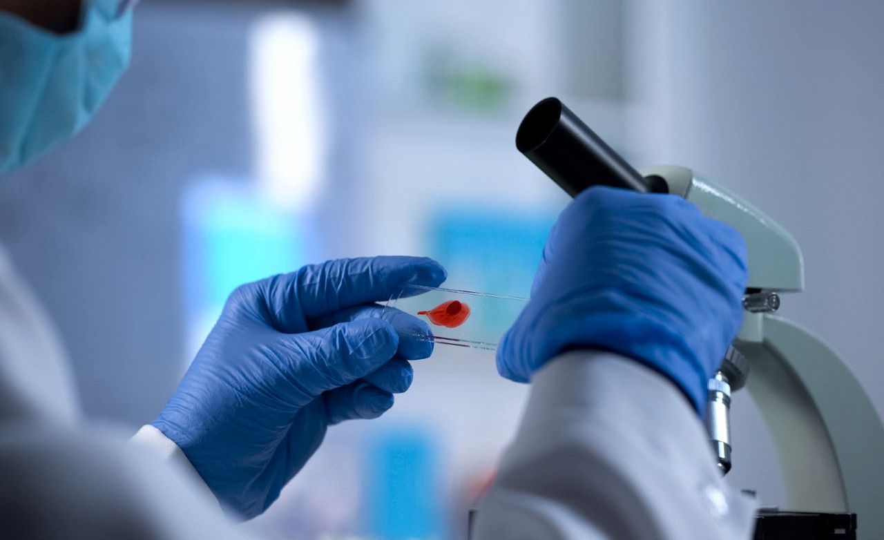 Scientists may find cure for COVID-19 in decade-old coronavirus vaccine. Image via Vuuzle.