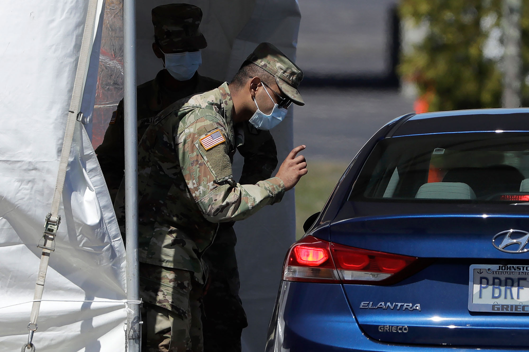 CVS and Walgreens are opening more drive-thru coronavirus testing sites. Here's what to expect if you go