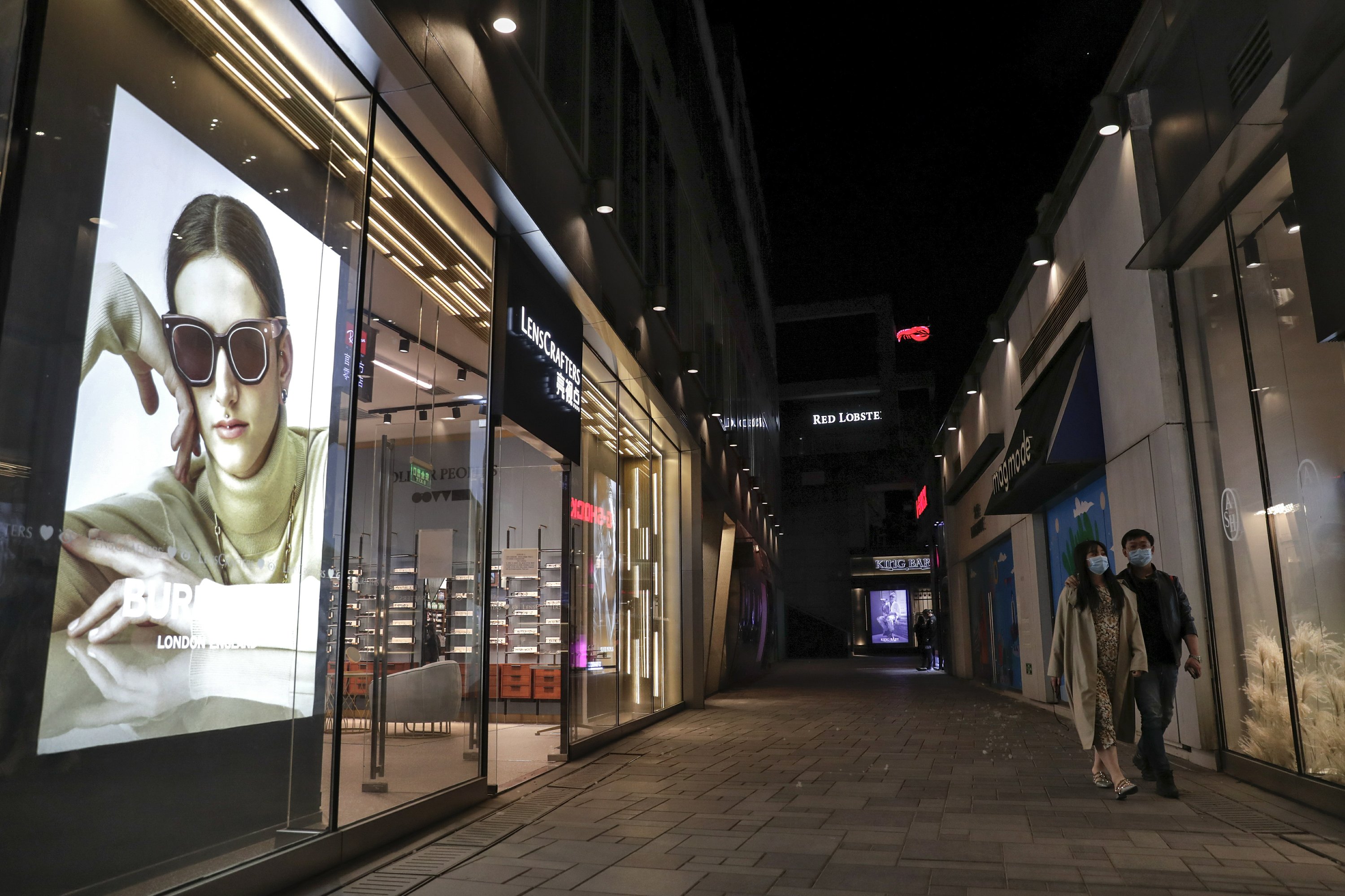 China tries to revive economy but consumer engine sputters