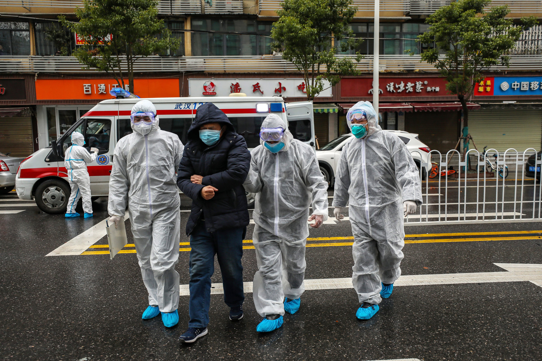 International health emergency looms as Coronavirus death toll rises over 100. Image via New York Times.