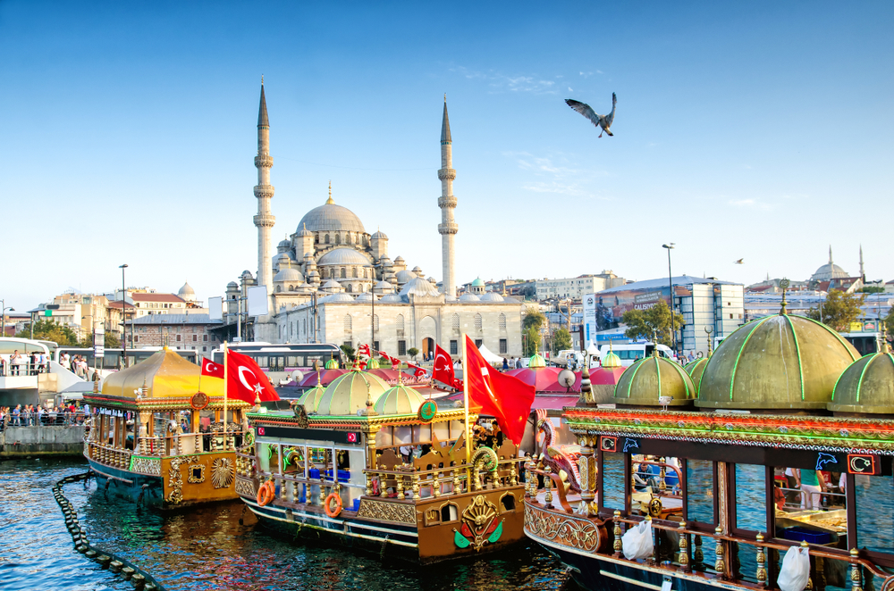 Turkey plans to reopen the country for tourists