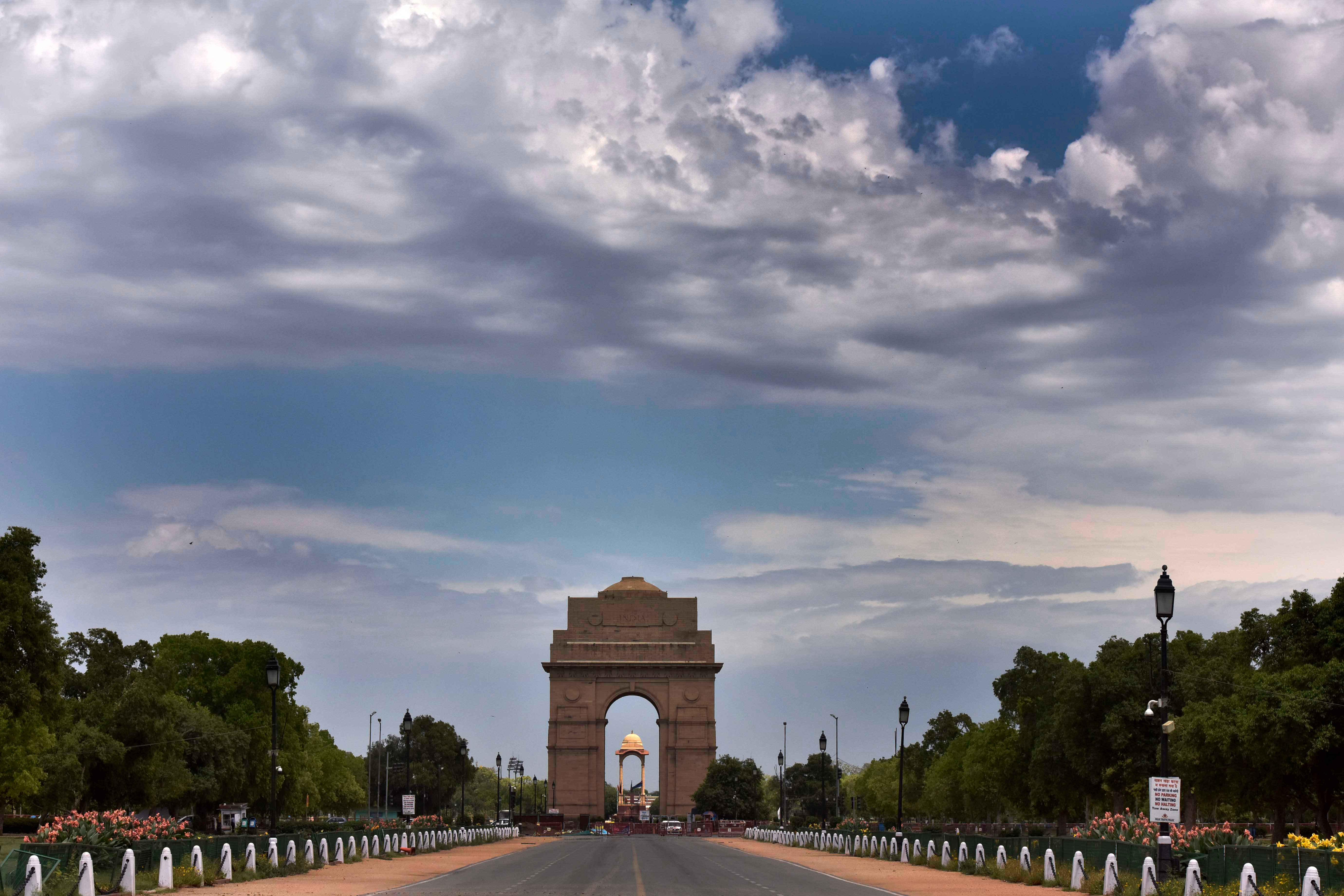 Coronavirus lockdowns have led to an unprecedented fall in air pollution for these major cities