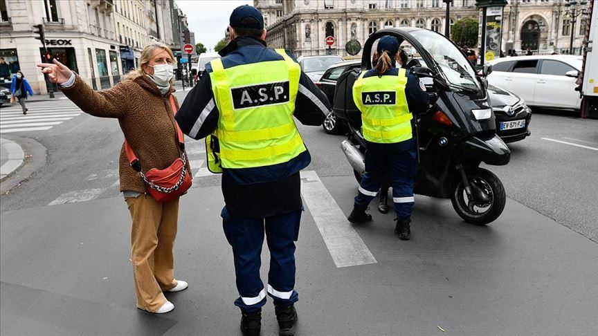 France imposes 135 euros fine for not wearing a mask