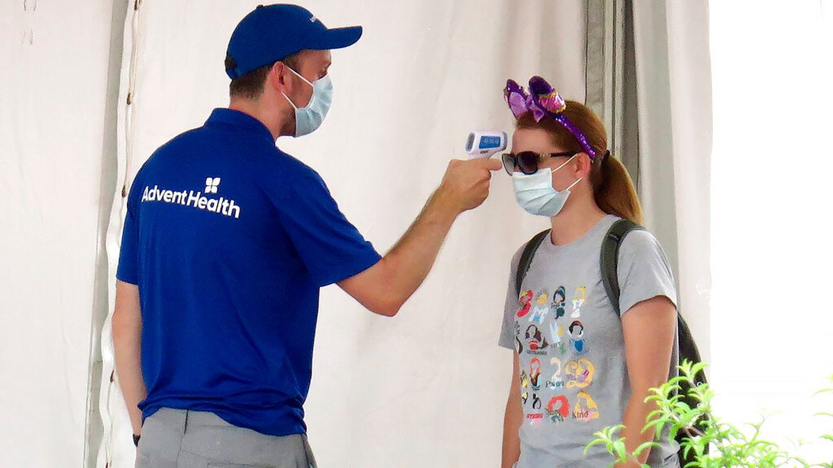US reports 73,715 new coronavirus cases on Friday